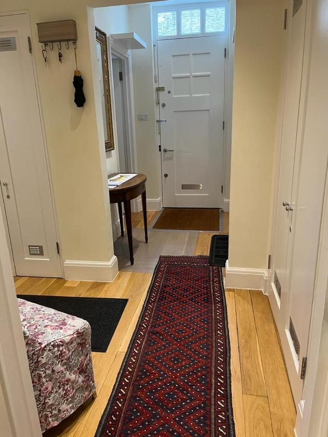 Serene Townhouse With Parking Londres Extérieur photo