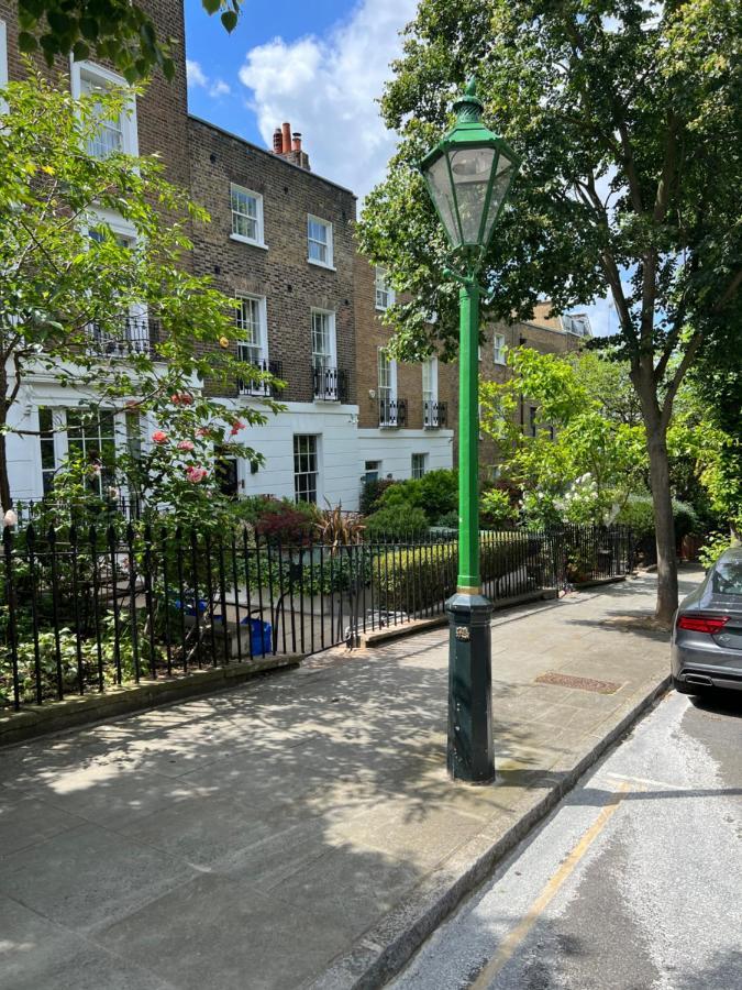 Serene Townhouse With Parking Londres Extérieur photo